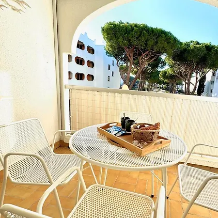 Le Grand Bleu-parking Prive-climatisation-proche Ponant Daire