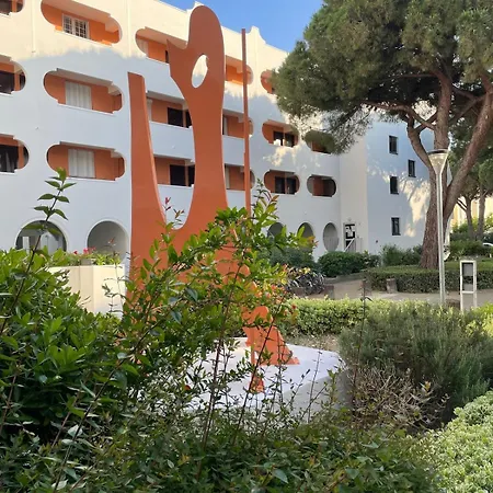 Le Grand Bleu-parking Prive-climatisation-proche Ponant *