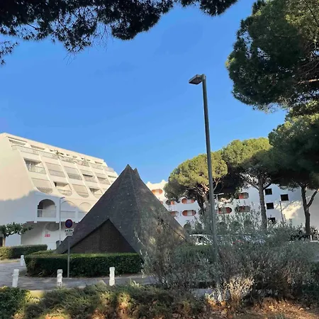 Le Grand Bleu-parking Prive-climatisation-proche Ponant La Grande-Motte